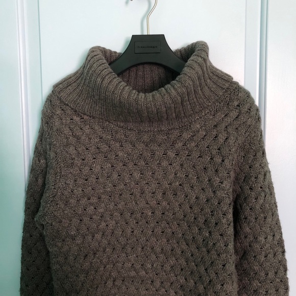 AE Sweater Dress - Picture 2 of 9